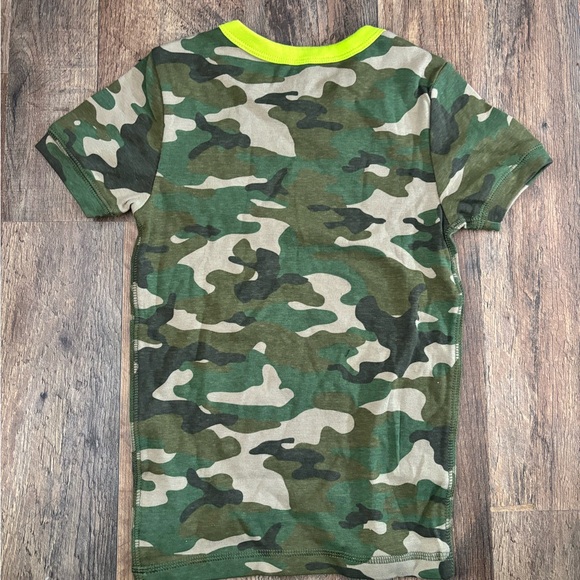 NWOT GAP Kids Sleep Shirts 2-Pack with Neon Green/Orange Neckline - Picture 3 of 7